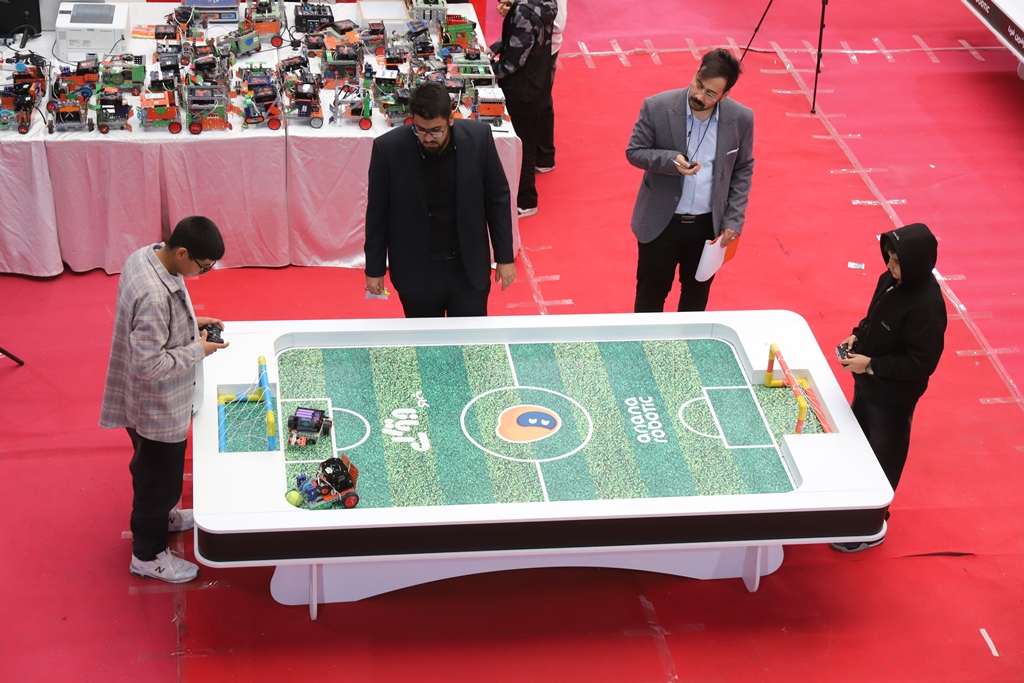 100 Robotics Teams Clash in Three Leagues at Danova 2025